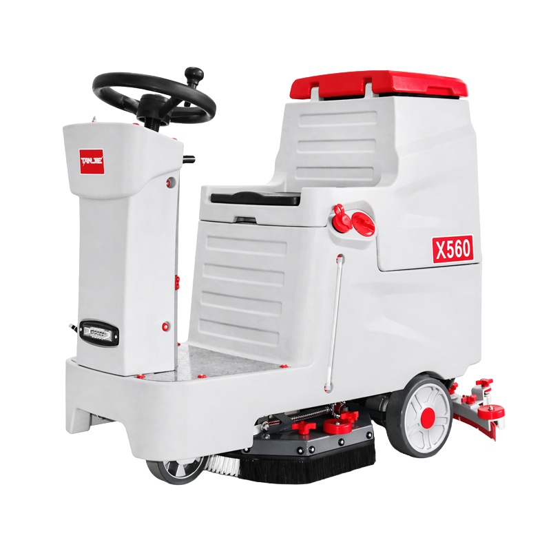 信阳坦洁驾驶式洗地机X560